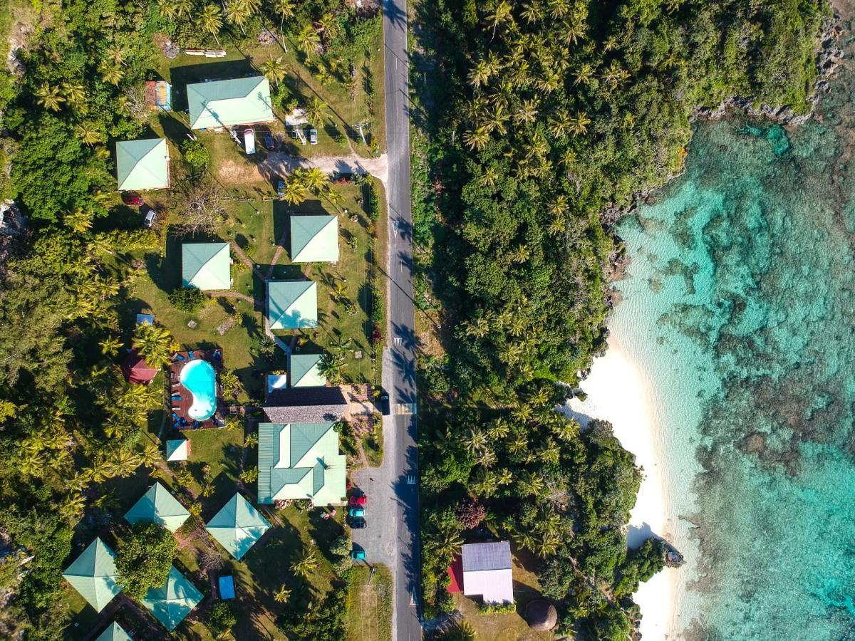Hotel Oasis De Kiamu Lifou Exterior photo